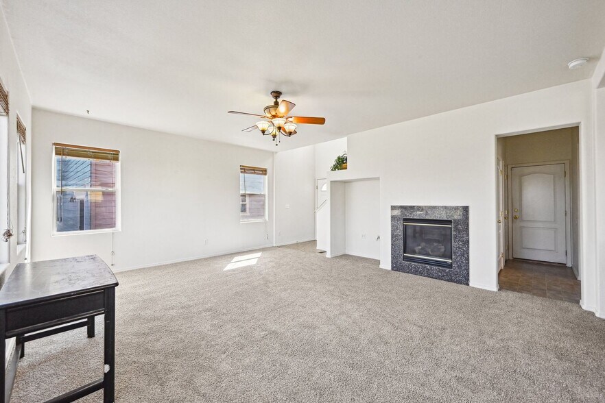 Building Photo - 7005 Wood Lily Dr