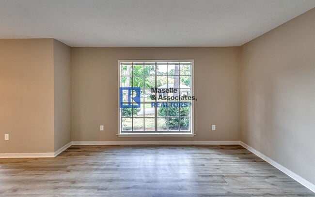Building Photo - 4 Bed/2 Bath Home in Crossgates in Brandon