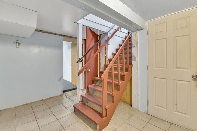 Building Photo - Charming 3 Bedroom Home in Bremerton