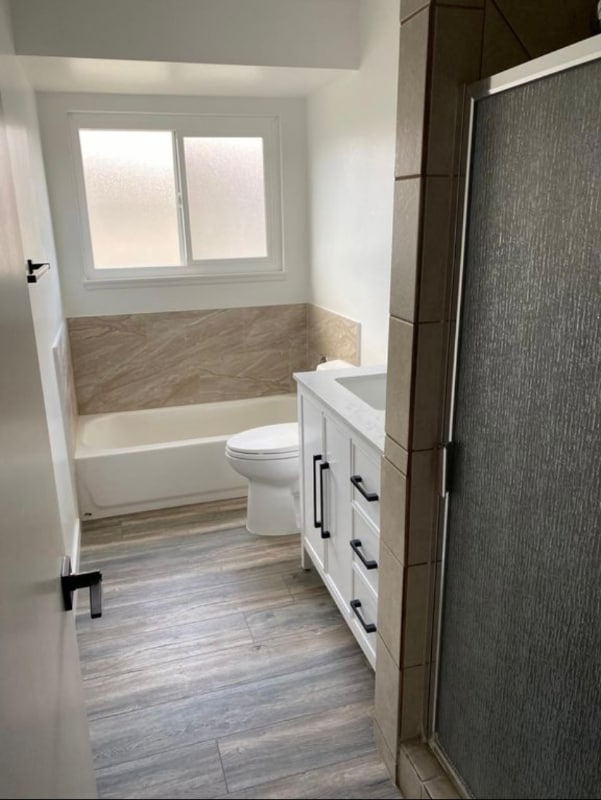 Building Photo - 2729 W Yale Ave