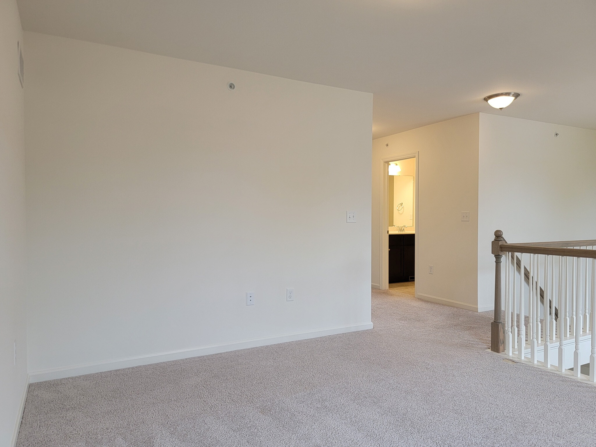 Building Photo - 642 Brentwood Dr