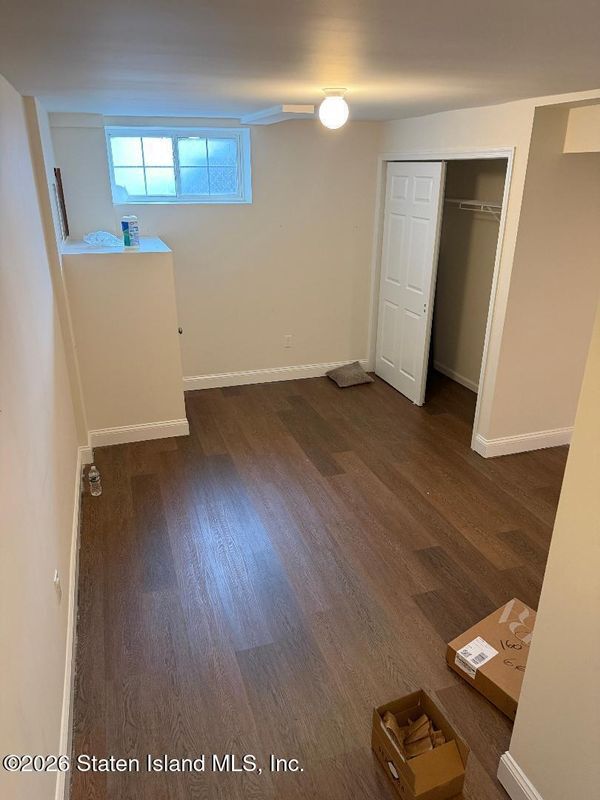 Building Photo - 564 Oder Ave