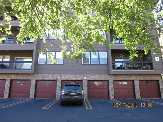 Building Photo - 2701 Midland Ave