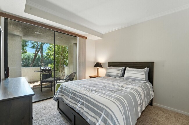 Building Photo - Furnished 2-Bed, 2-Bath Condo in Gainey Ranch