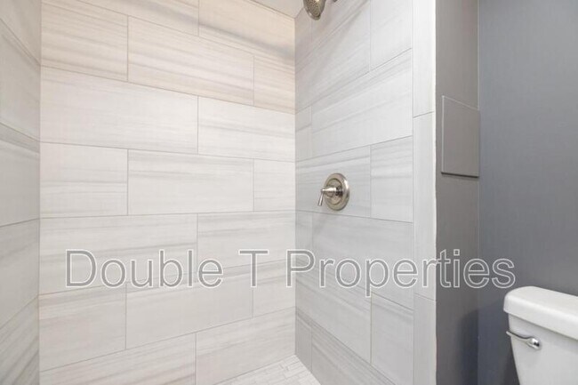 Building Photo - 12001 Old Columbia Pike