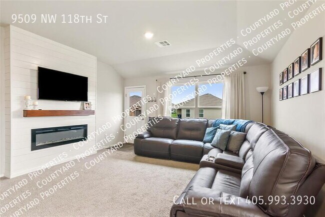 Building Photo - 9509 NW 118th St