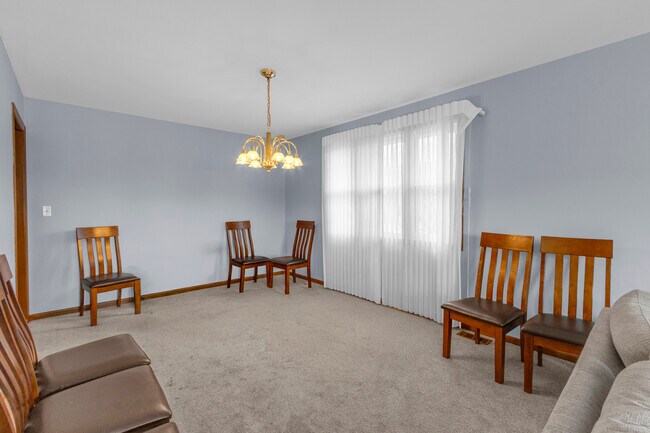Building Photo - 7736 W 157th Pl