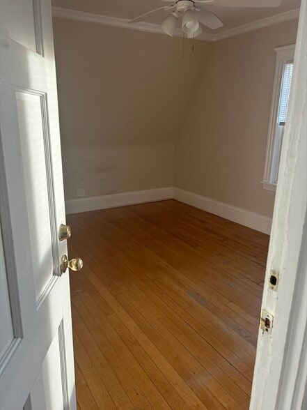 Building Photo - 160 Washington St