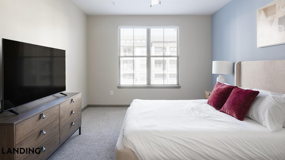 Building Photo - 1200 Brookwood Dr