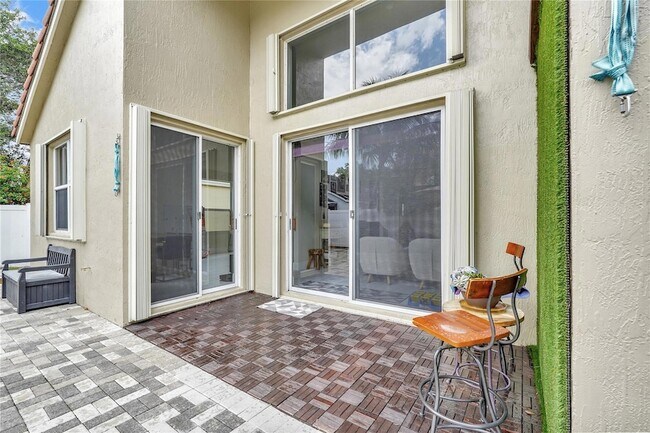 Building Photo - 6386 NW 78th Pl