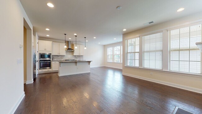 Building Photo - 6429 Raffia Rd