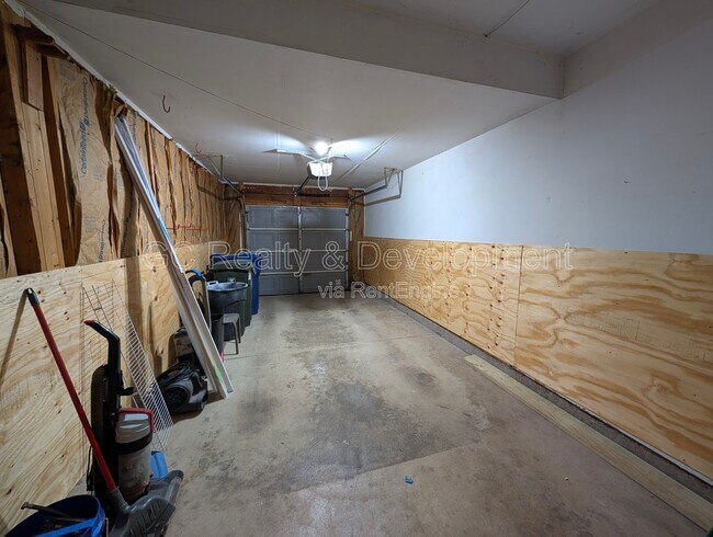 Building Photo - 3043 Kentshire Cir