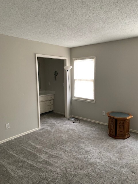 Master Bedroom - 3219 Regents Park Ln