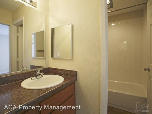 Building Photo - 241 Seville Dr