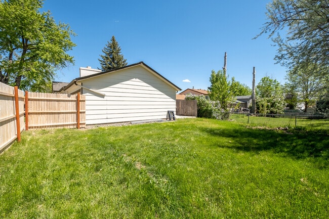 Building Photo - 1599 Cedar St