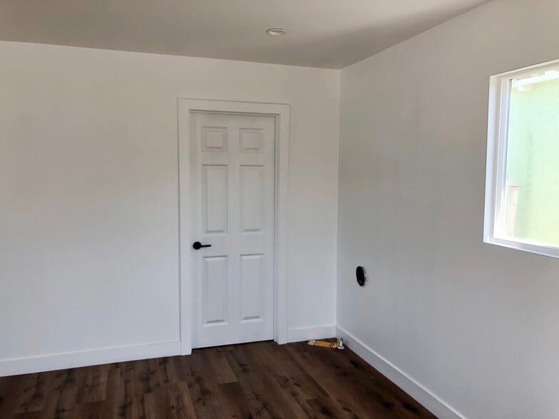 Building Photo - 3321 1/2 Alice St