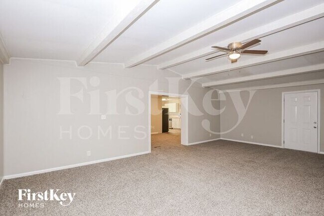 Building Photo - 149 Parker Dr SW