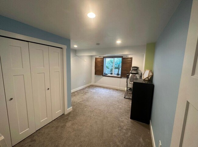 Building Photo - 1172 Wild Tree Cir