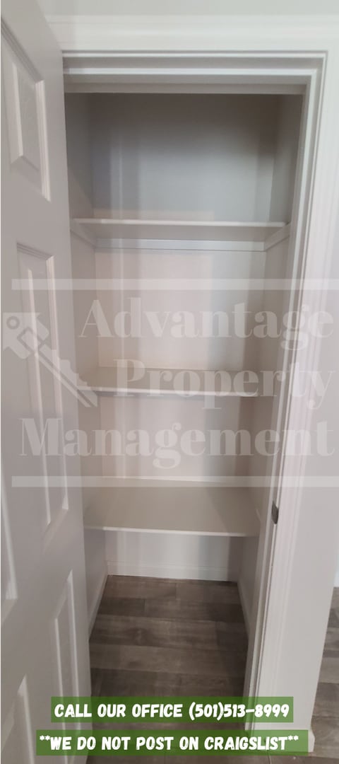 Building Photo - Spacious 4-Bedroom, 2-Bathroom home in Conway, AR!