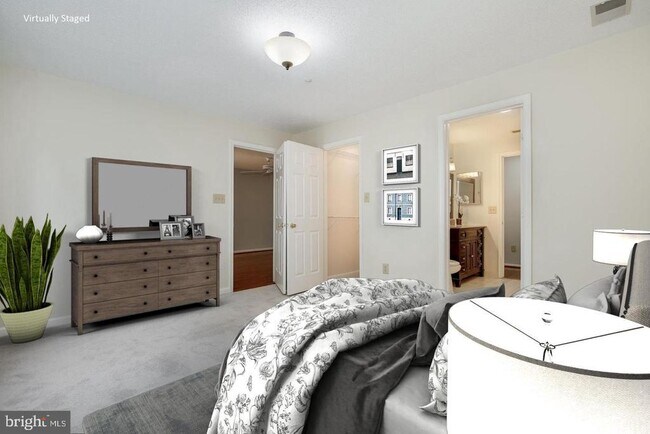 Building Photo - 15313 Diamond Cove Terrace
