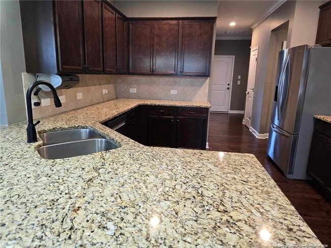 Building Photo - 323 Nottingley Dr