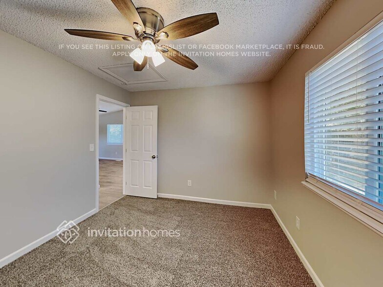 Building Photo - 404 Blossom Field Rd