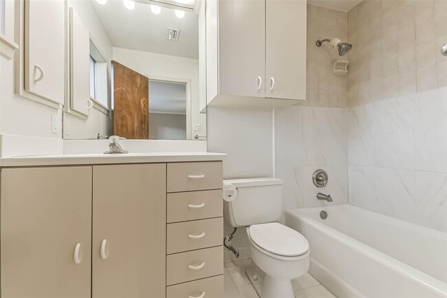 Building Photo - 8419 Stroud Dr