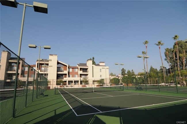 Building Photo - 1 Bedroom Resort Style Living at THE MET! ...