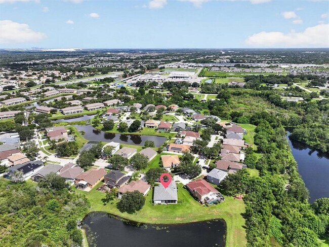 Building Photo - 10725 Banfield Dr