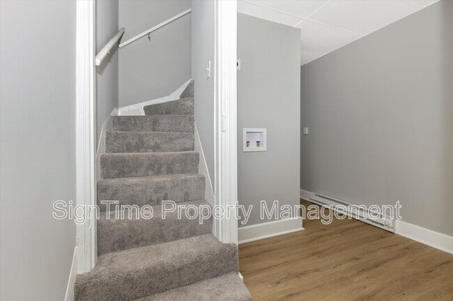 Building Photo - 114 N Conococheague St