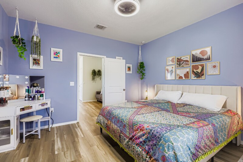 Building Photo - 7100 Spotted Leaf Wy