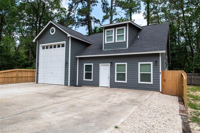 Building Photo - 519 Magnolia Point Dr