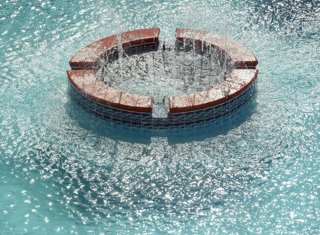 Building Photo - 998 Gulfside Ct