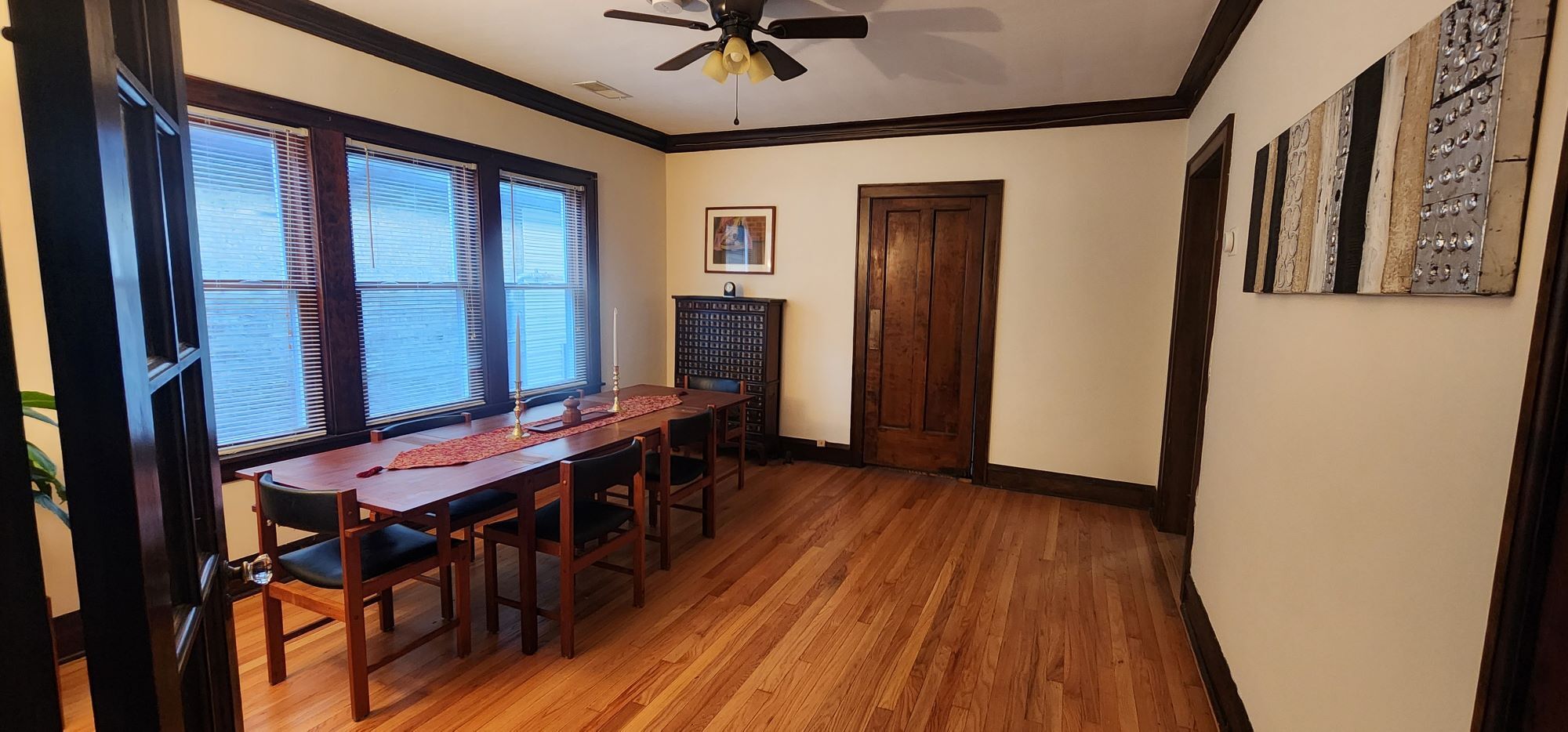 Dining room includes a table w/seating up to 10, artwork, planter - 2018 Lake St