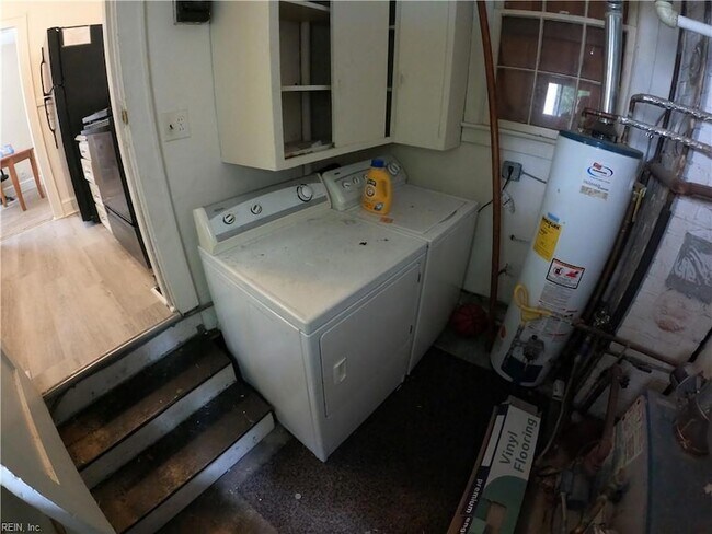 Building Photo - 5905 Hampton Blvd