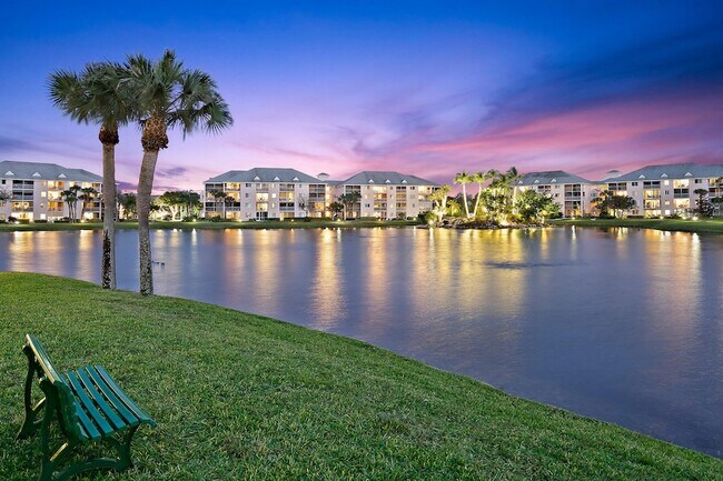 Building Photo - 353 S US HIGHWAY 1