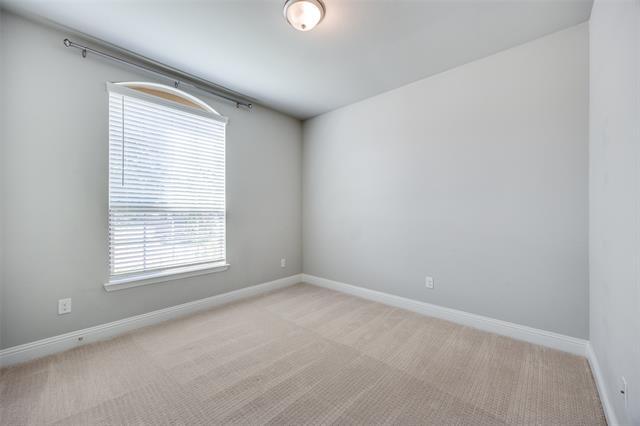 Building Photo - 8213 Centipede Ct