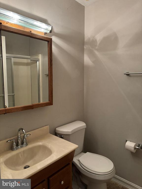 Building Photo - 206 Ritter Pl