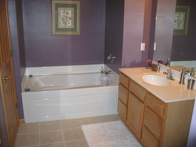 Building Photo - 17644 Hackberry Ct