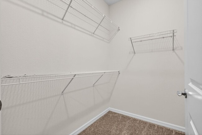 Building Photo - Home For Rent