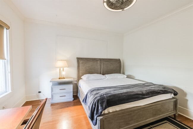 Building Photo - 1716 Richmond Ave.