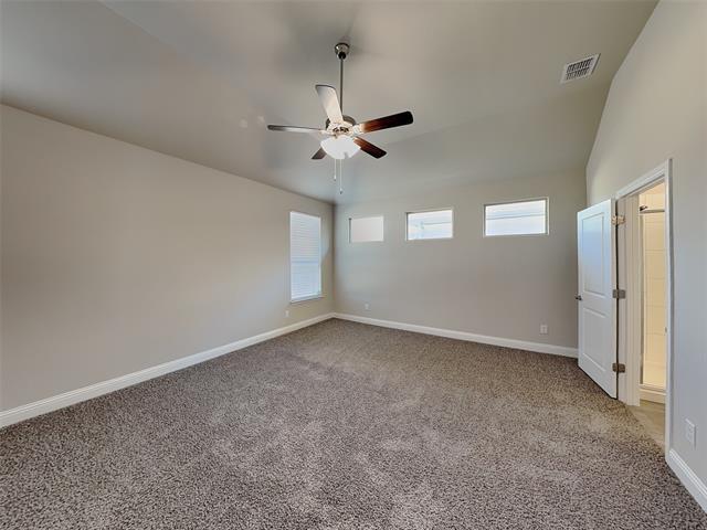 Building Photo - 2004 Windsor Dr