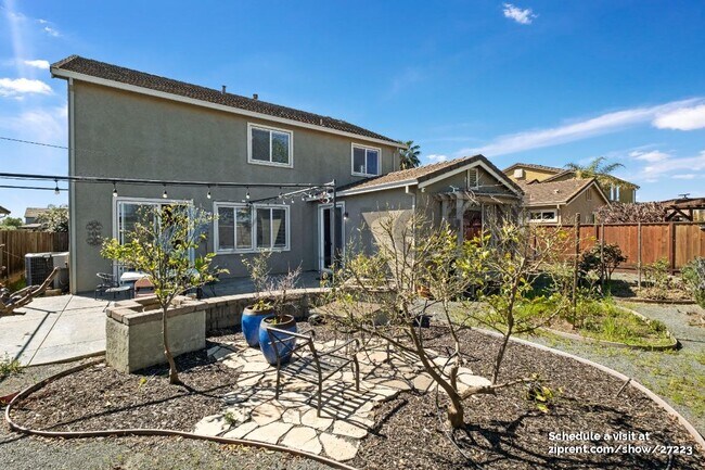 Building Photo - 8106 Westport Cir