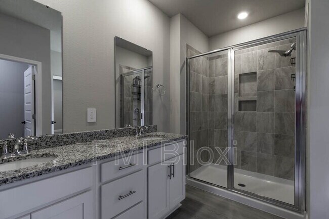 Building Photo - 84 Saltmeadow Cir