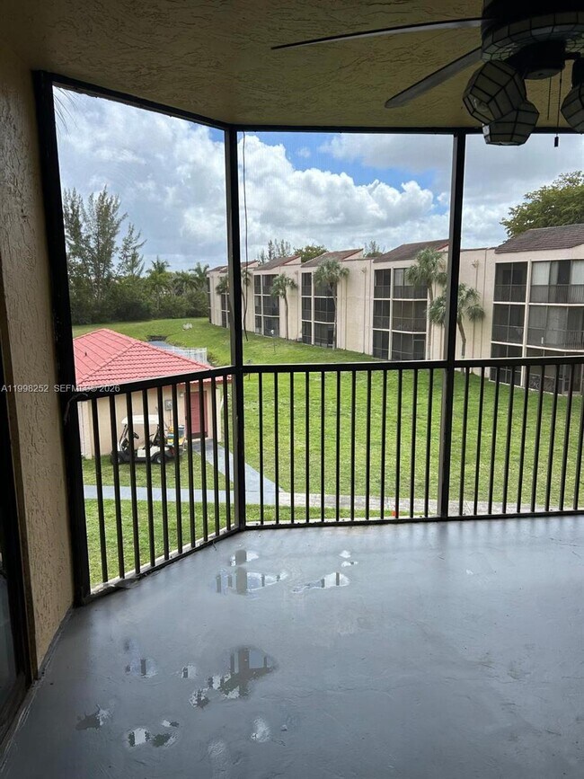 Building Photo - 3396 Foxcroft Rd