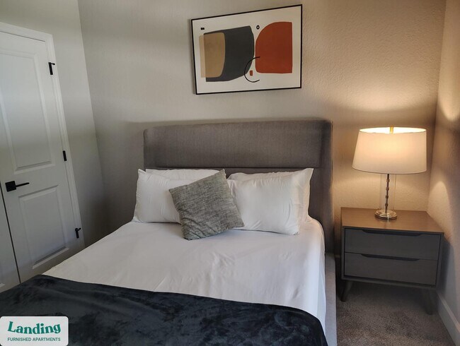 Building Photo - 120 SW 148th Dr