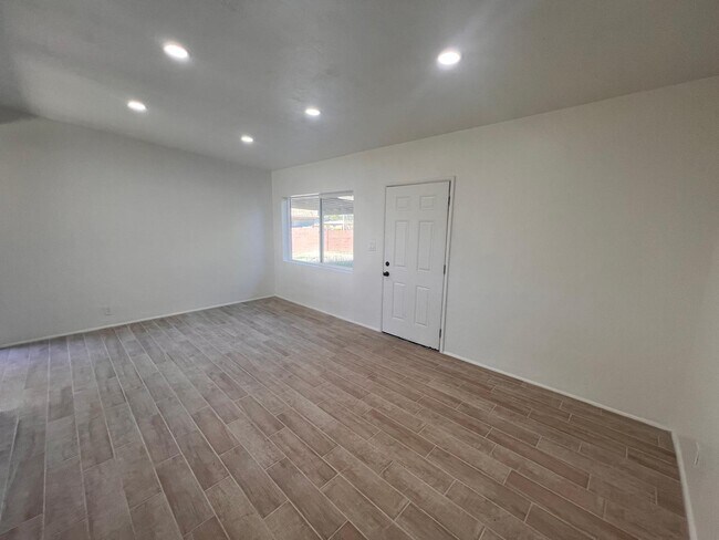 Building Photo - 6334 E Calle Luna