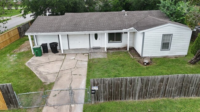 Building Photo - 5103 Willow Glen Dr