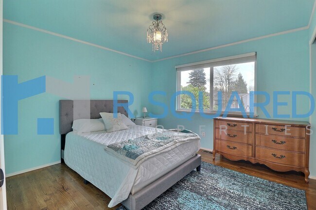 Building Photo - 11325 21st Pl NE