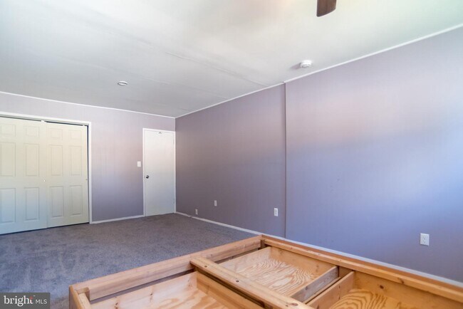 Building Photo - 68 Nettletree Ln